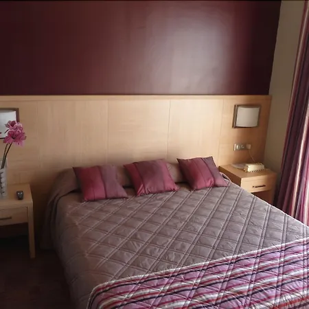 斯邦塔迪玛尔酒店 酒店