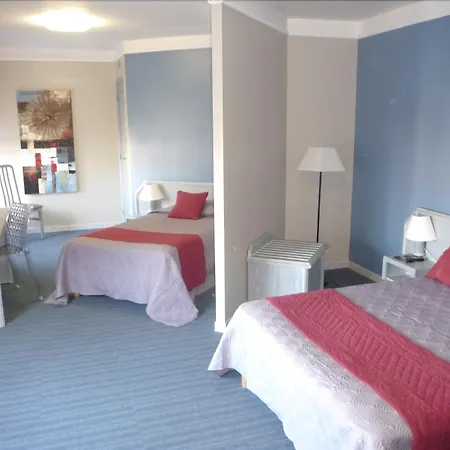 斯邦塔迪玛尔酒店