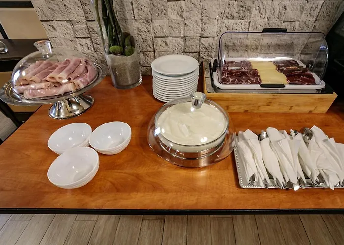 斯邦塔迪玛尔酒店 酒店