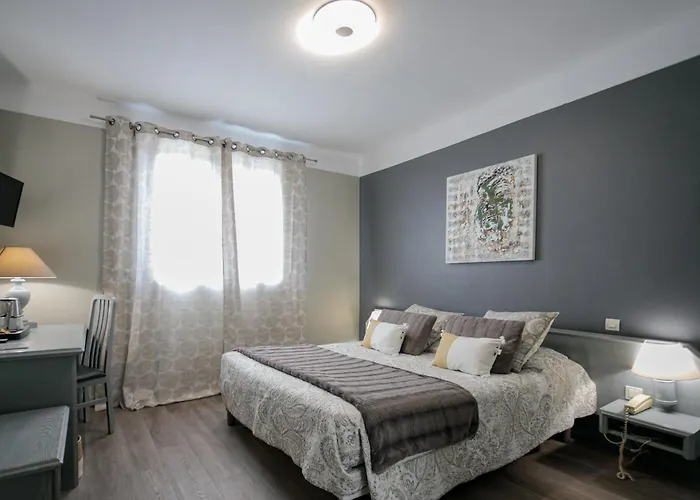 ホテル スパンタ ディ マール アジャクシオ