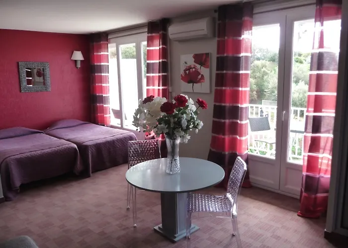 斯邦塔迪玛尔酒店 酒店 2*