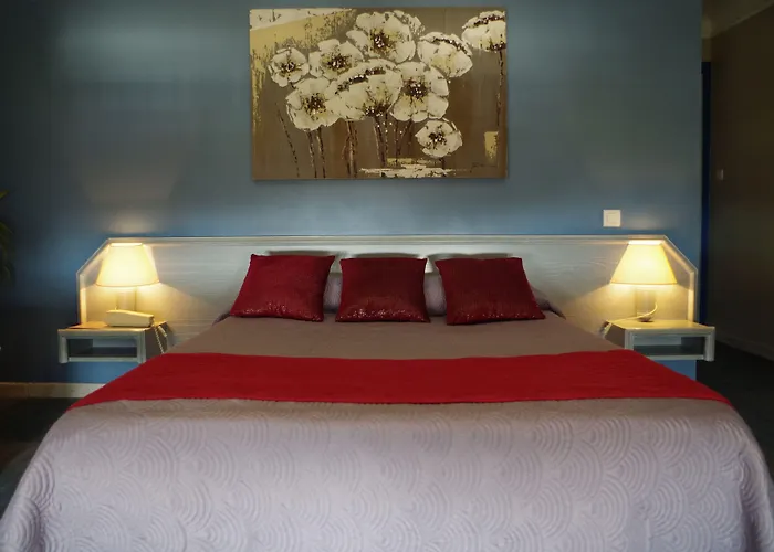 斯邦塔迪玛尔酒店