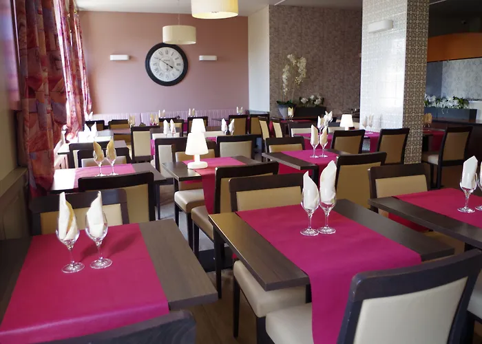 酒店 斯邦塔迪玛尔酒店 2*