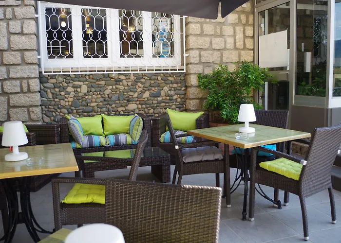 斯邦塔迪玛尔酒店 酒店