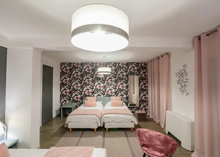 斯邦塔迪玛尔酒店 2*